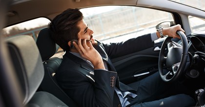 Telefonla Konuşma Cezası Ne Kadar? Araç Kullanırken Cep Telefonu ile Konuşmanın Cezası Nedir? (2025)